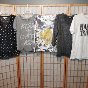 LOT OF 5/$20 WOMENS TOPS SHIRTS SWEATSHIRT OLD NAVY CHICO'S DEF LEPPARD~SIZE L